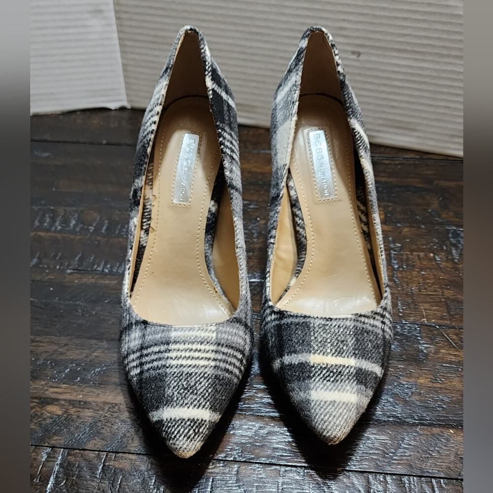 BCBGeneration black and white plaid heels size 7.5